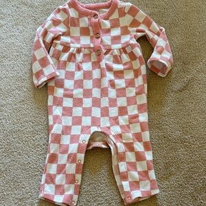 Cat & Jack Pink and White Checkered Footie